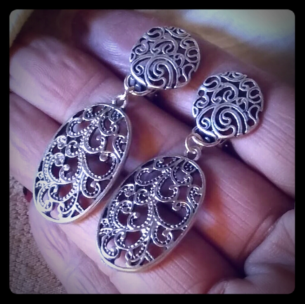 Vintage Open Work Scroll Design Dangle Earrings - image 2
